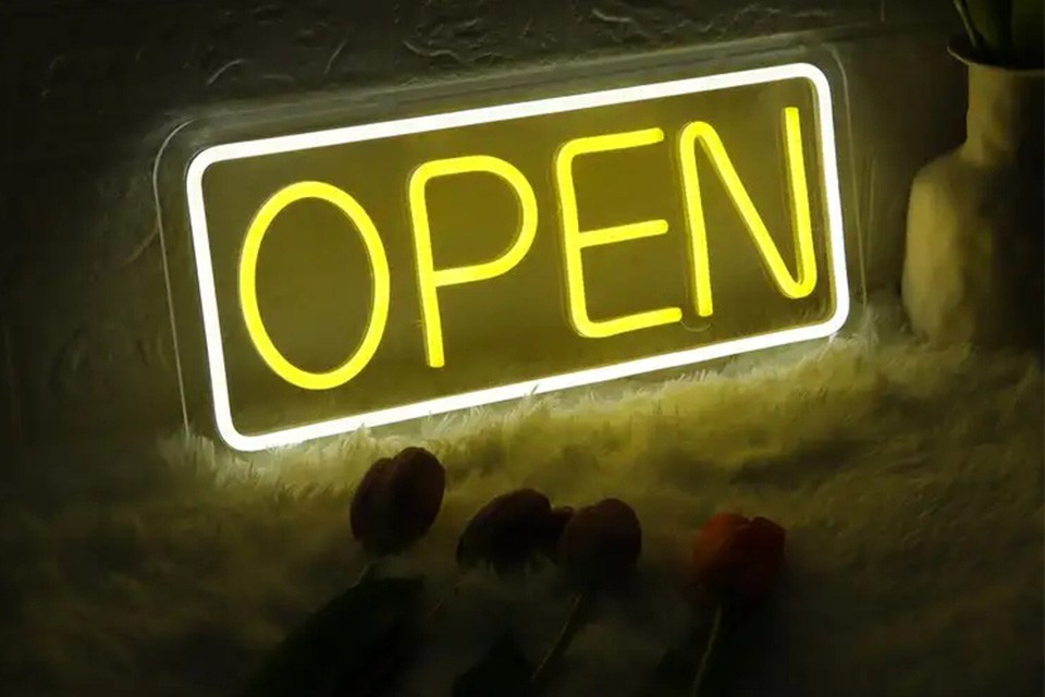 neon open sign